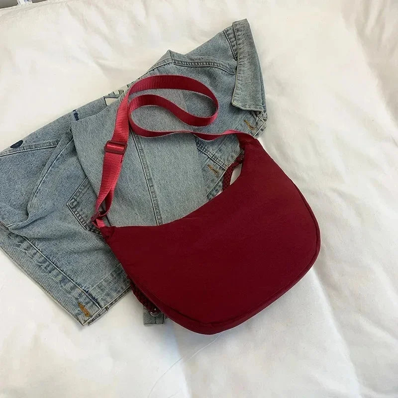 Bolso Hobo Urbano de Nylon