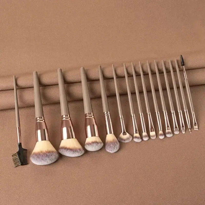 Set de Brochas de Maquillaje Aura