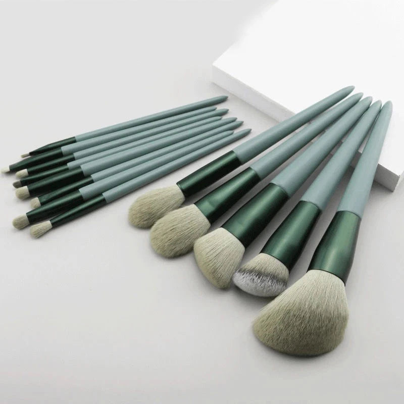 Set de 13 brochas de maquillaje para rostro y ojos