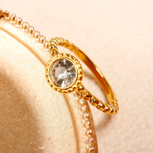 Anillo de acero con circonias Bruma