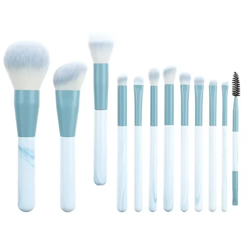 Set de 13 brochas de maquillaje para rostro y ojos