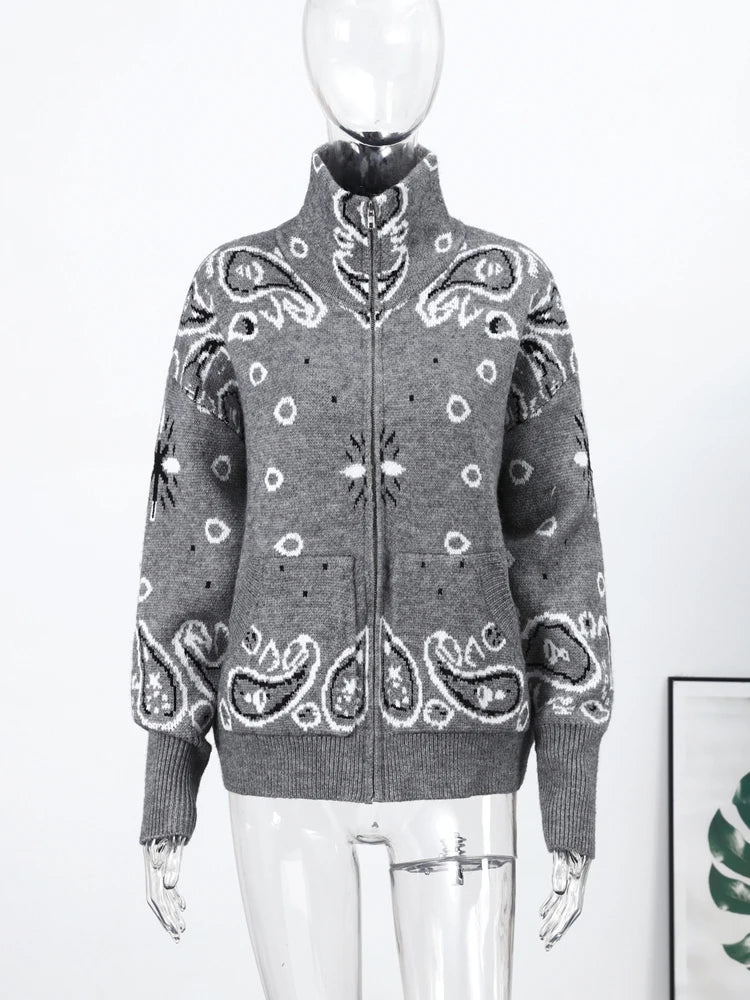 Cardigan Oversize Cuello Alto con Cierre y Bolsillos